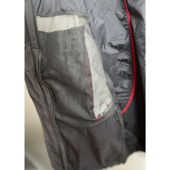 Vintage The North Face Red & Gray Waterproof Jacket Hyvent Size Medium Nylon Men - Picture 13 of 16